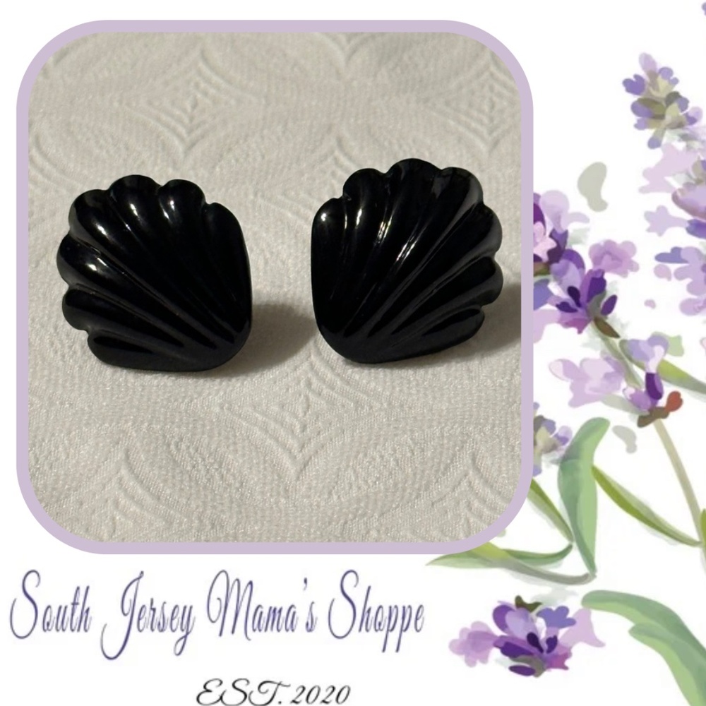 Vintage Black Lucite Shell Post Earrings